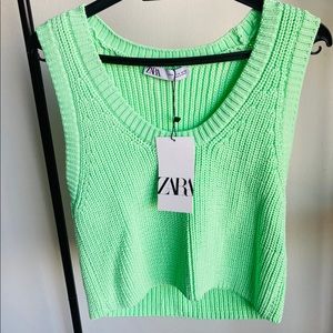 Zara green knit top, size Medium, new with tags